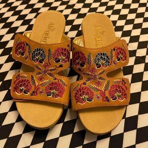 Alegria Embroidered Sandals Size 37 or 7M